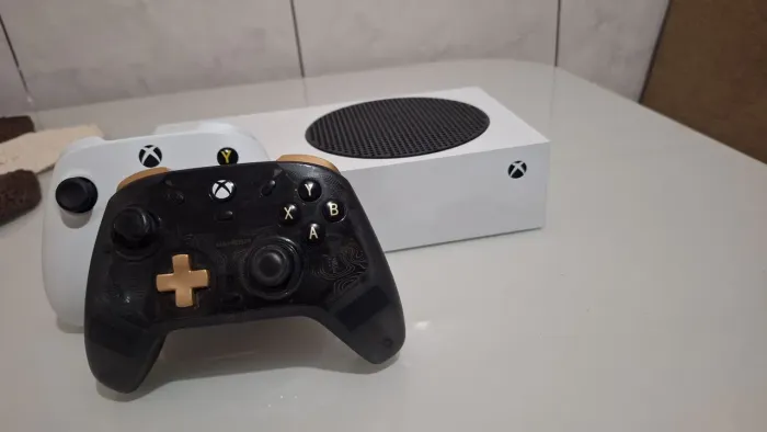 XBOX SERIES S (Novo)