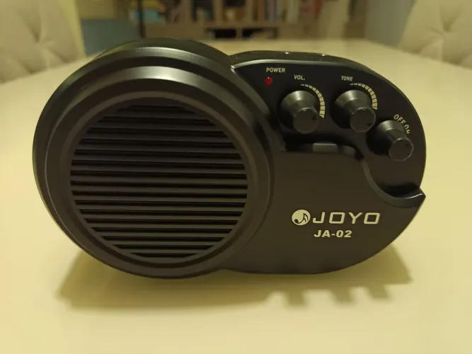 Mini Amplificador de Guitarra Joyo JA-02