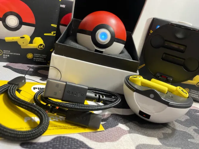 Fone de ouvido razer pokemon edition