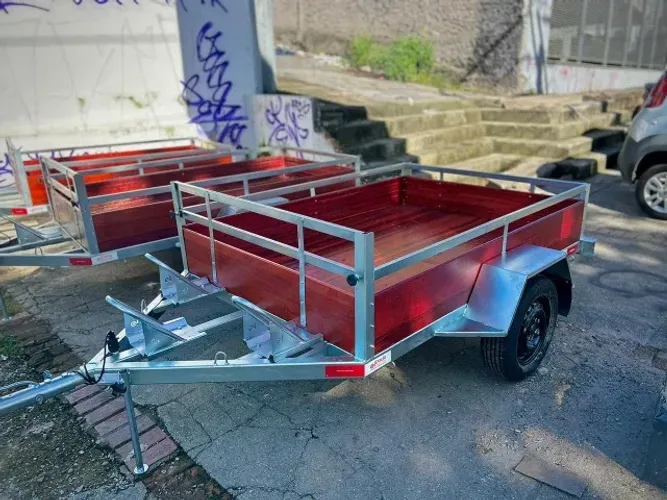 Carretinha 2,00x1,40 com opção para suporte de moto - GALVANIZADA À PRONTA ENTREGA