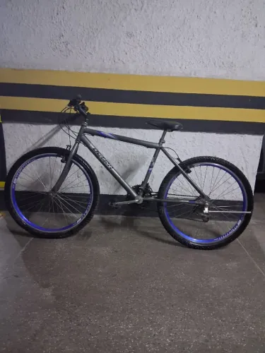 Bicicleta Aro 26 Conservada e Pronta para Uso