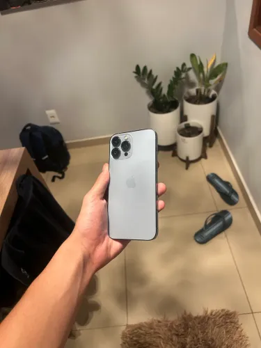 iPhone 13 Pro Max - Excelente Custo-Benefício