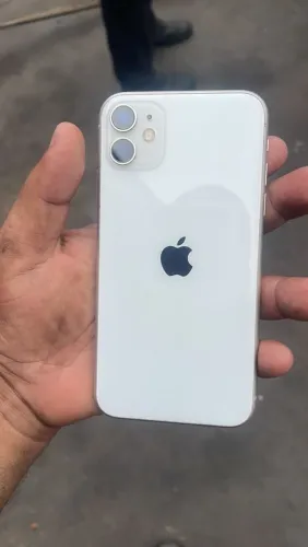 iPhone 11 128