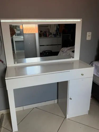 Vende se penteadeira