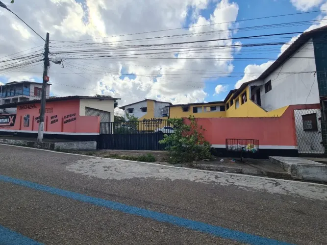Prédio para alugar, 209 m² por R$ 1.800,00/mês - Nordeste - Natal/RN