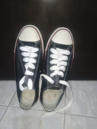 Tênis ALL star preto de couro 