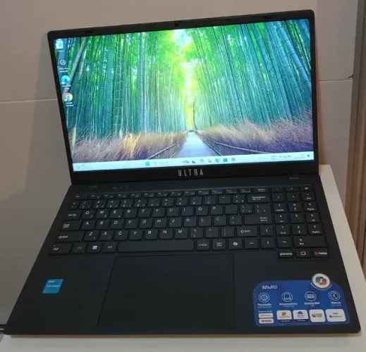 Notebook Multilaser Ultra Super Slim SSD 128GB Semi Novo