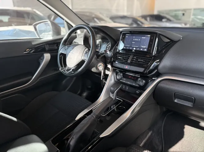 Mitsubishi Eclipse Cross GLS 1.5 16V 165cv AUT 2025