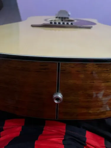 Vendo esse violão da Strinberg