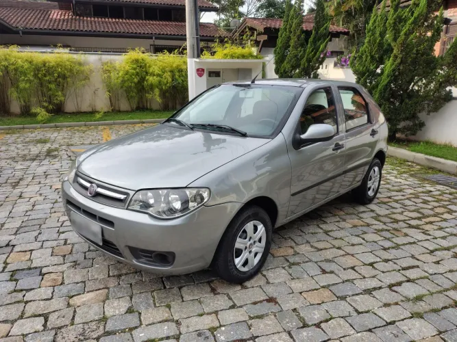 Fiat Palio 1.0 Cel. Econ./italia F.flex 8V 4P 2013
