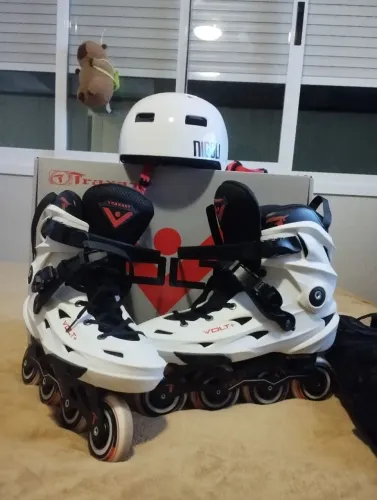 Patins Traxart Volt Tam 43/44 Abec 9