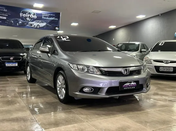 Honda Civic Sedan LXS 1.8/1.8 Flex 16V Mec. 4P 2012