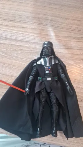 Boneco Darth Vader Black series