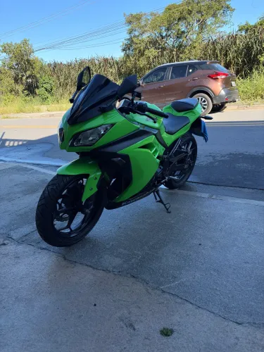  Kawasaki Ninja 300 2014 | Bem conservada | Escape esportivo