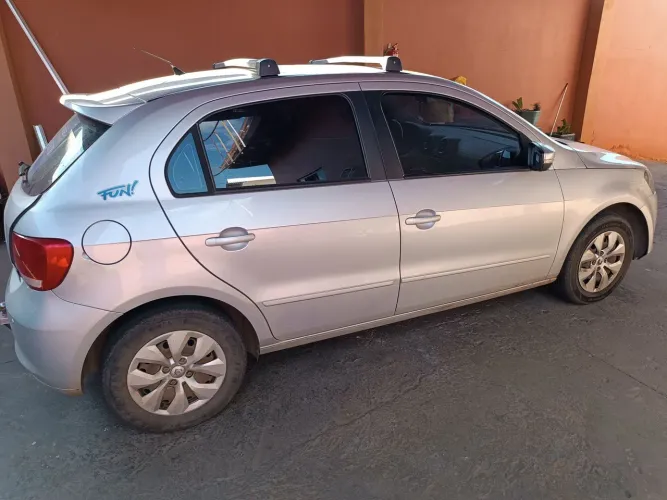 Volkswagen Gol Geração VI Comfortline 1.0 8V Total Flex Mec. 4P 2015