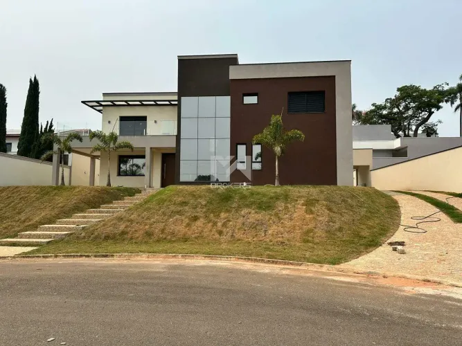 Casa sobrado com 4 quartos à venda no Condomínio Residencial Querência na cidade de Valinh