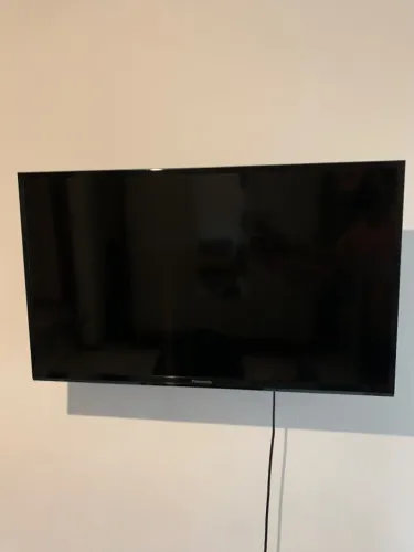 SMART TV 32 POLEGADAS PANASONIC VIERA