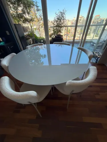 Mesa de jantar redonda 1,60m sob medida - laca fosca gelo, tampo 4cm