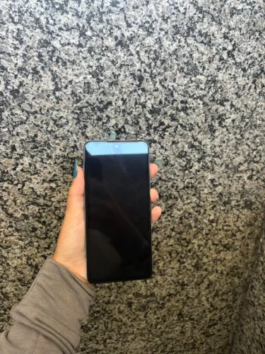 Vende-se Xiaomi Redmi Note 14