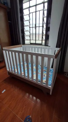 Berço infantil retrô 3x1 com colchão