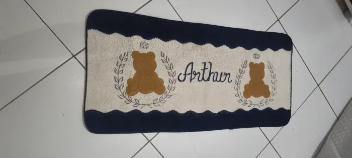 Tapete urso nome Arthur 