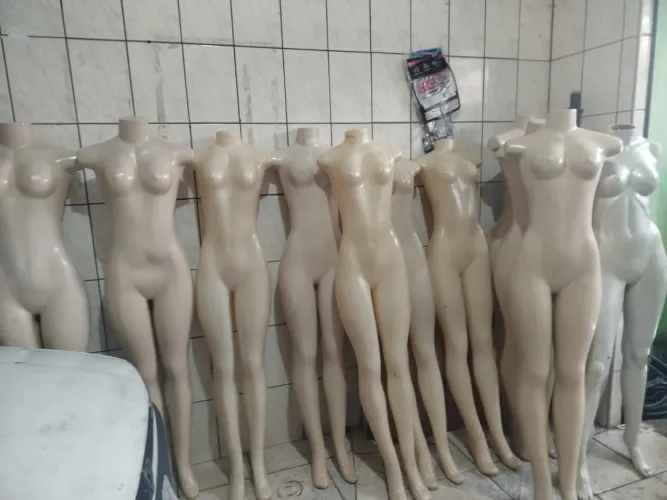 Manequins corpo inteiro