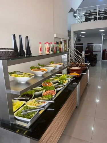 Restaurante na Vila Maria - somente almoço- 10 mil de LL