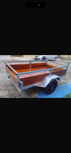 CARRETINHA VENDA E TROCA POR MOTO DOC OK