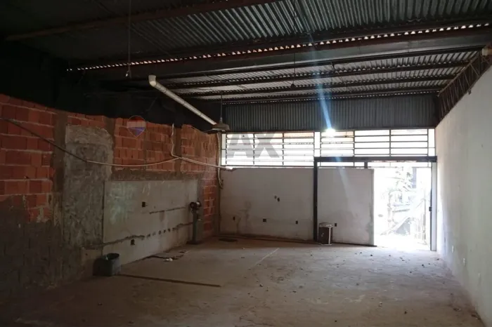 Galpão Comercial em Lins - Ótimo Preço!