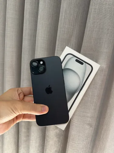 IPHONE 15 128GB (99% DE SAÚDE)