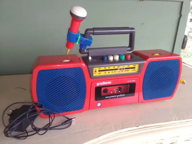 Rádio gravador Gradiente 