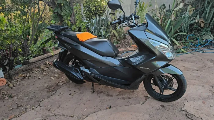 Pcx troco em ágio de carro