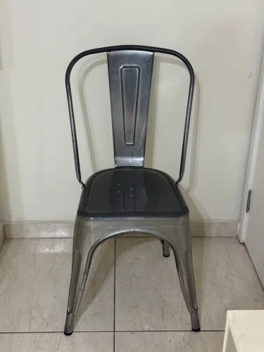 Cadeira prateada Tolix kit 3 peças