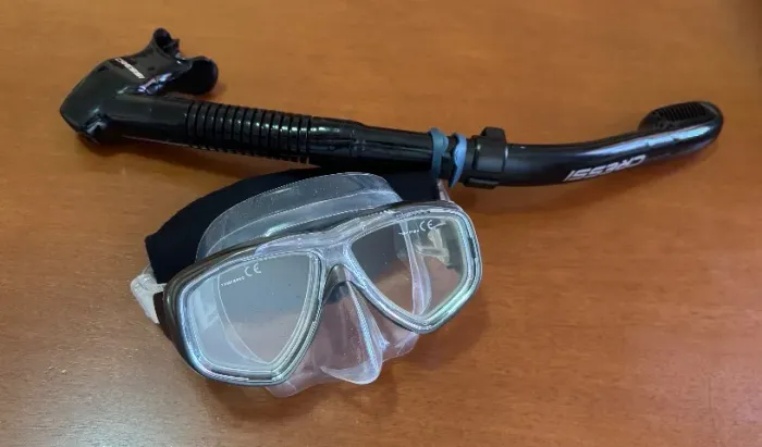 Kit Máscara de mergulho Seasub Splenda 3 + Snorkel com válvula Cressi Super Dry (usadas)