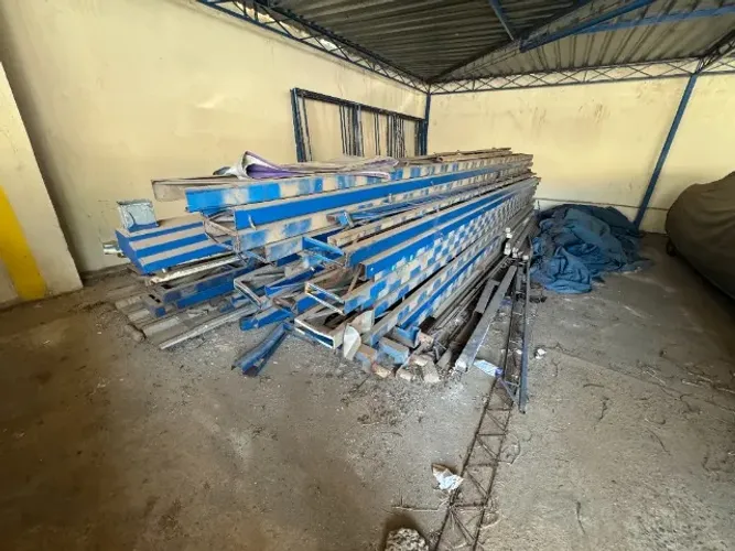 Cobertura Metálica Desmontada - 300 m²