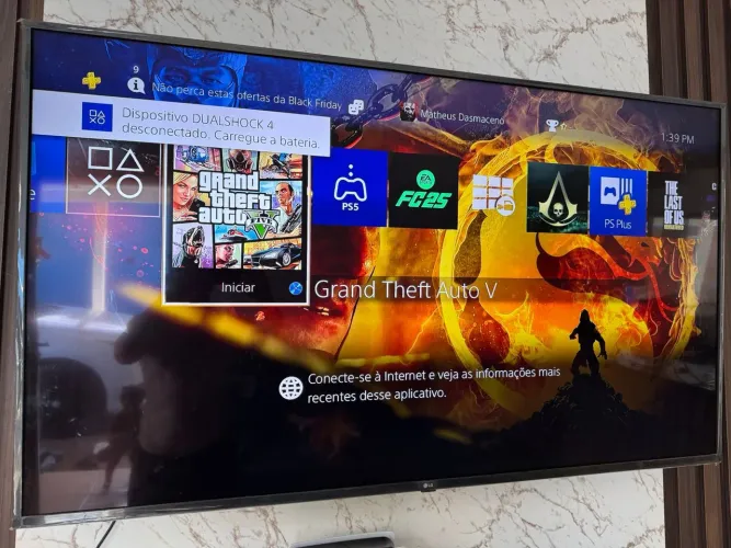 PlayStation PS4 Sony 500GB + 3 Jogos Original