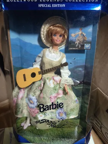 Barbie Maria noviça rebelde