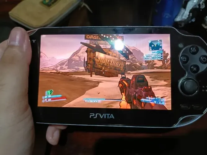 Ps vita OLED desbloqueado cartão 64gb (NÃO ACEITO OFERTA)