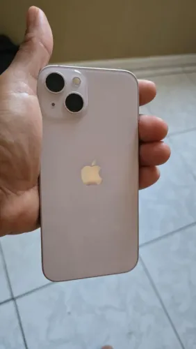 iPhone 13 128GB - Impecável (Sem Riscos) + 4 Capas + 2 Cabos Originais