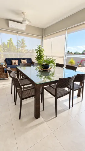 Conjunto Mesa Green House 1,60 x 1,60 com 8 Cadeiras - Alto Padrão
