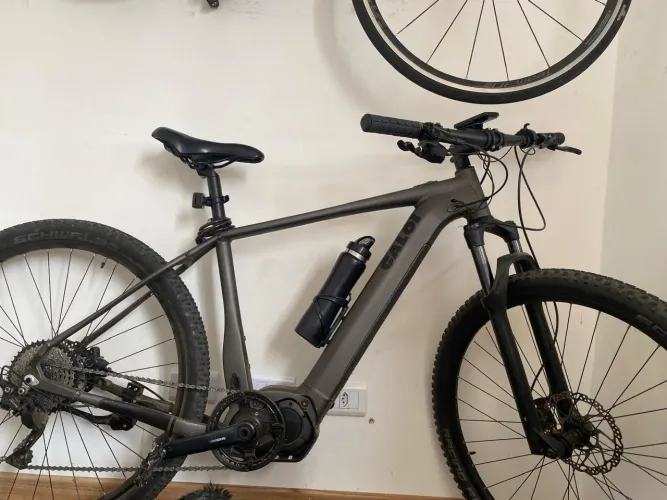 E-bike top