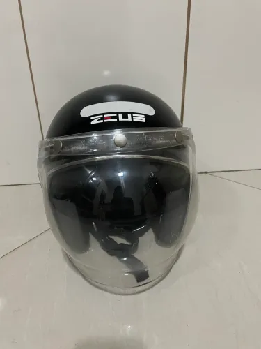 Capacete moto aberto ZEUS (tamanho 57/58)
