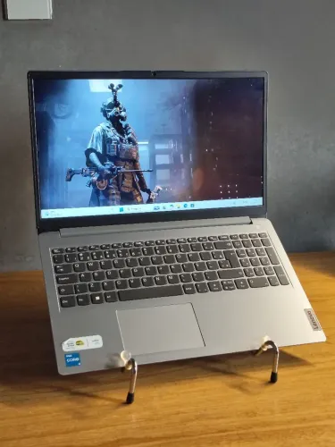 Notebook Lenovo i3 11 gen | SSD nvme