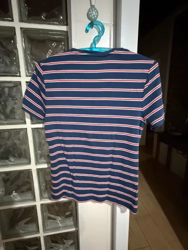 Camiseta Tommy Hilfiger original novíssima TAM XL