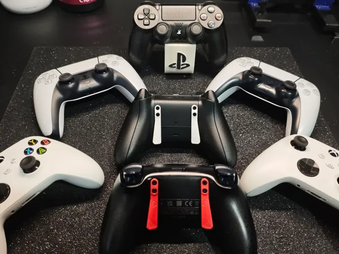 Controle Xbox - PS4 - PS5 - originais - com analógicos Hall Effect - aceito seu usado