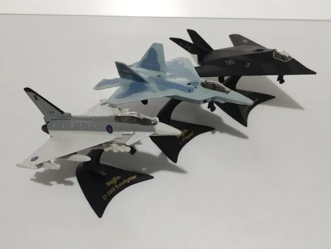 Avião Miniatura Maisto Tailwinds Coleção - Lote 3