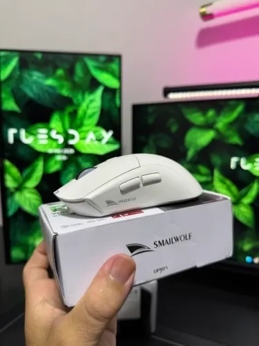 Mouse Gamer Rs7 - Tri-Mode (2.4 ghz/ BT/Cabo)
