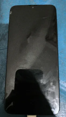 Moto G30 (Só liga na tomada / Para Conserto ou Peças)