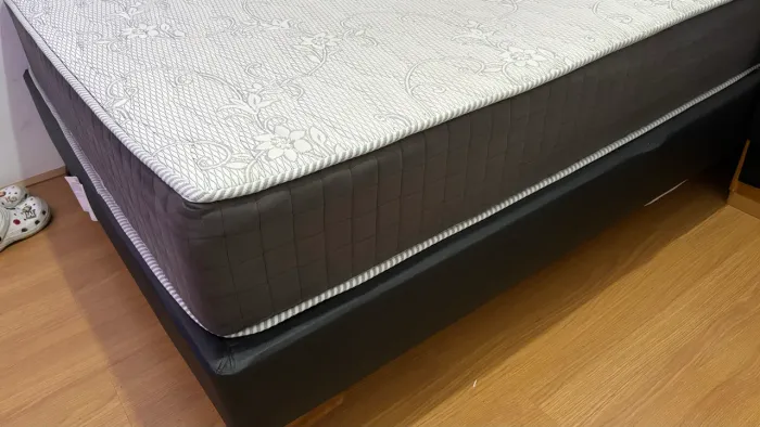 Vendo Cama Box e Suporte - Semi nova