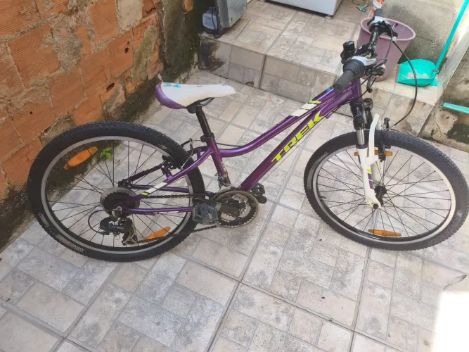 Bicicleta trek aro 24"